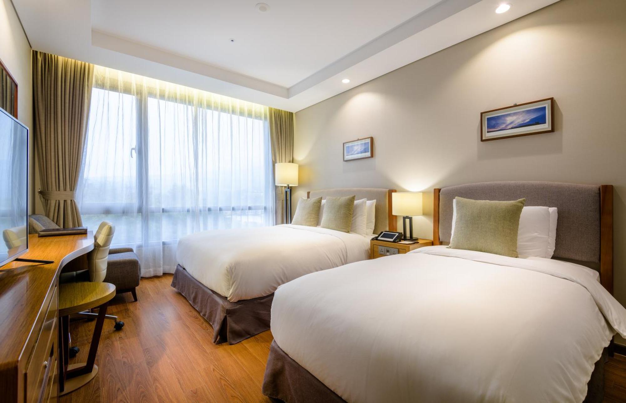 Parksunshine Jeju Hotel 4*