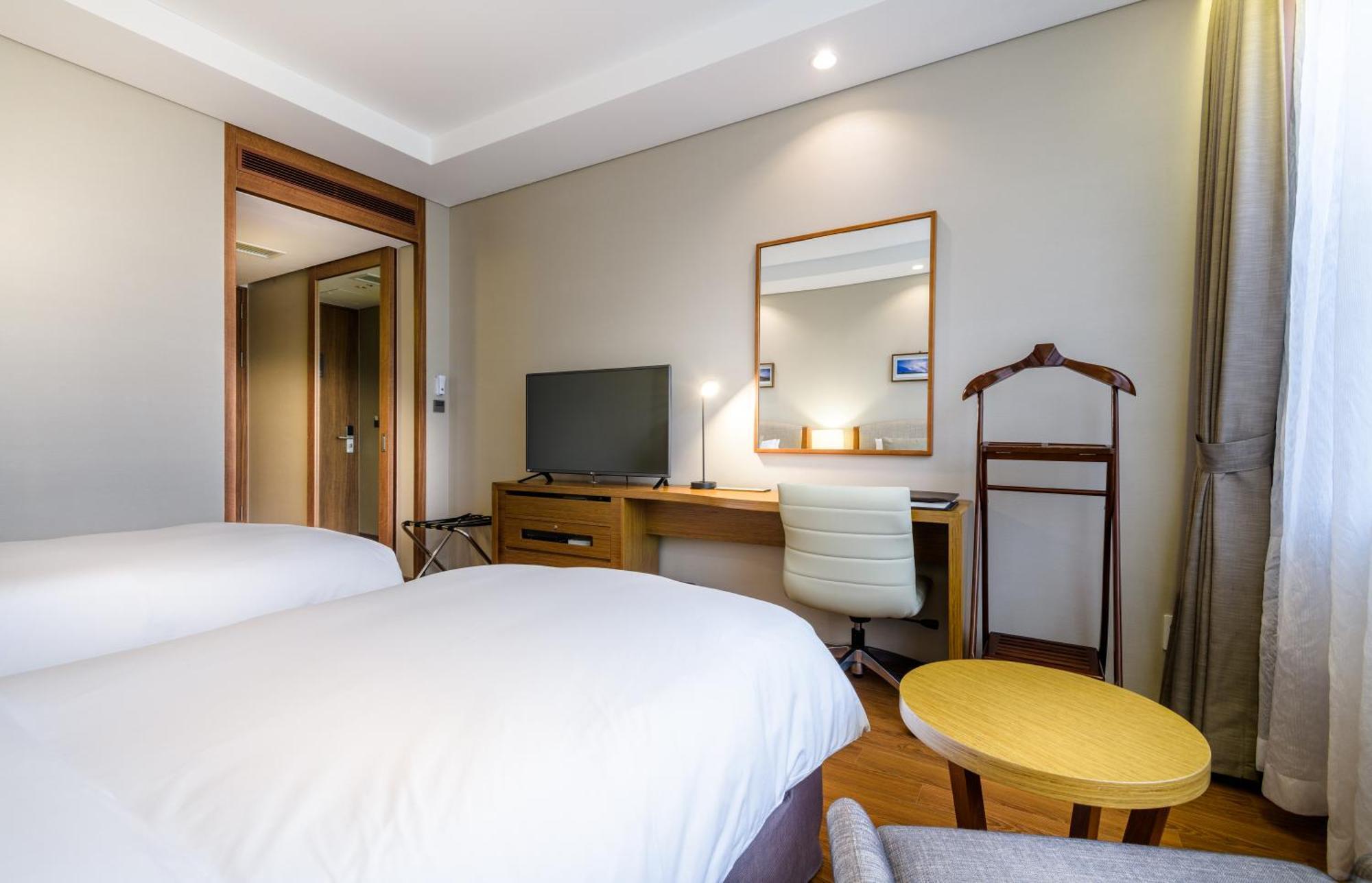 Parksunshine Jeju 4*
