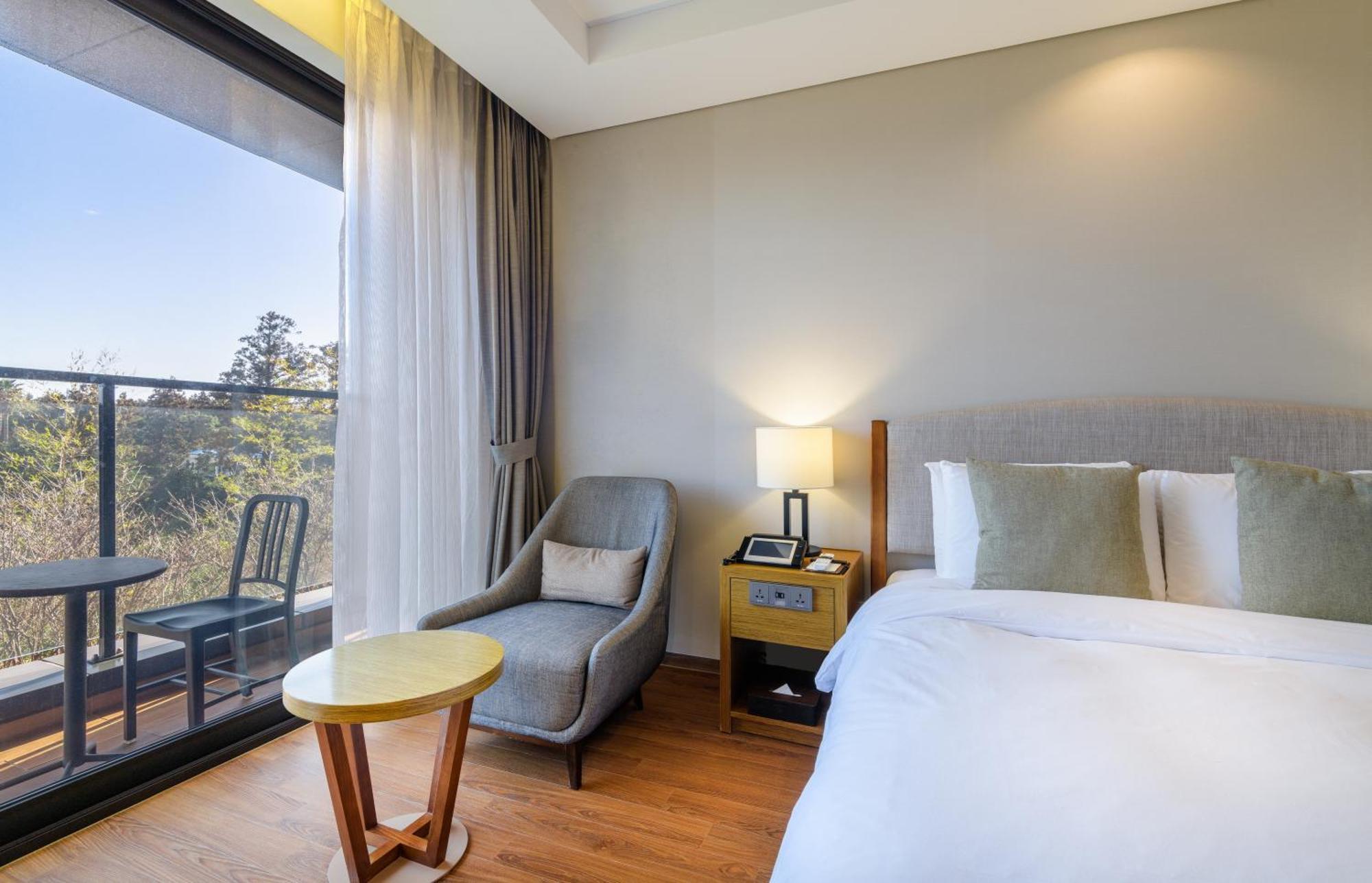 Parksunshine Jeju Hotel 4*